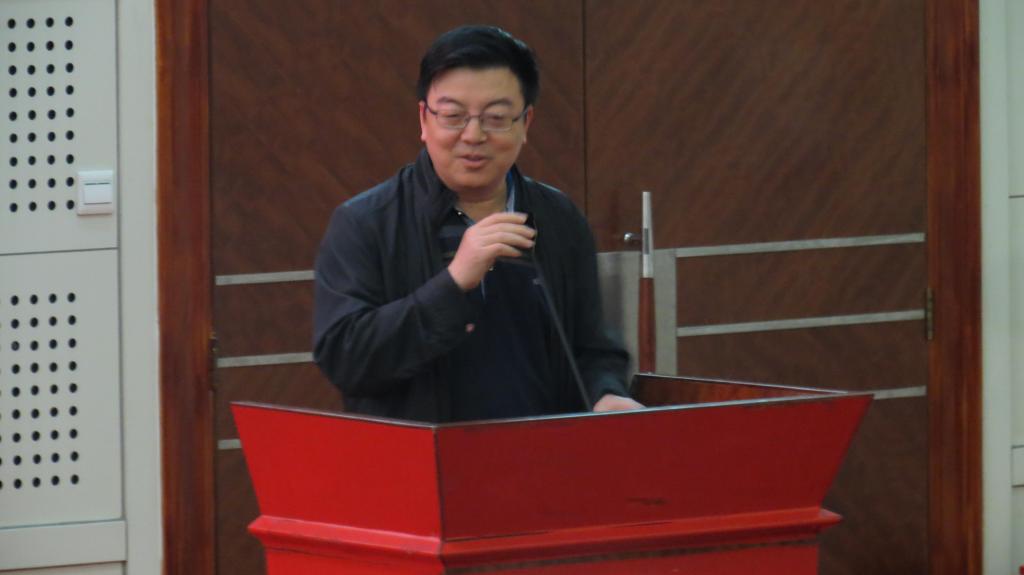 公司科技处李国明处长在主持